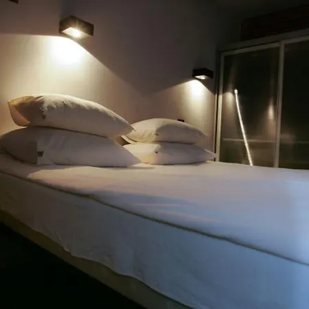 Ozon Hotel